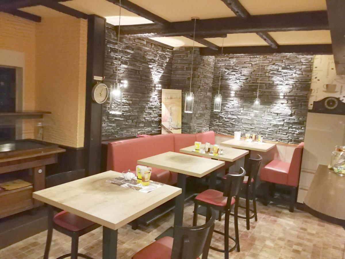 Land-Hotel Zum Schwan, Garni Weilerswist-Metternich, 3 E-Ladestationen, Naehe Phantasialand, Palmenparadies Euskirchen Экстерьер фото