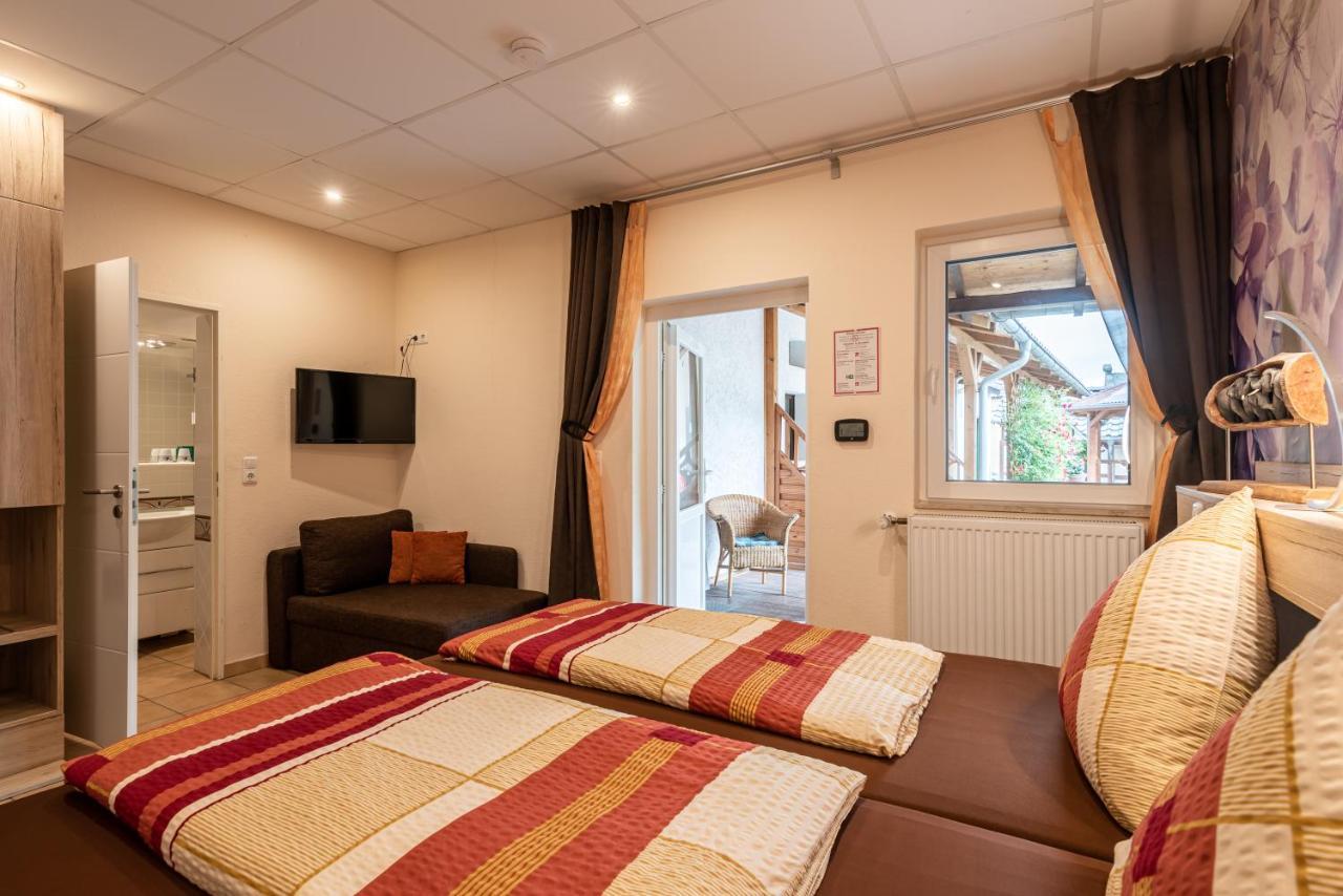 Land-Hotel Zum Schwan, Garni Weilerswist-Metternich, 3 E-Ladestationen, Naehe Phantasialand, Palmenparadies Euskirchen Экстерьер фото